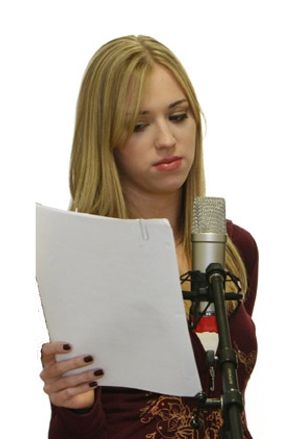 Andrea Bowen @ BroadwayWorld Andrea Bowen Photo